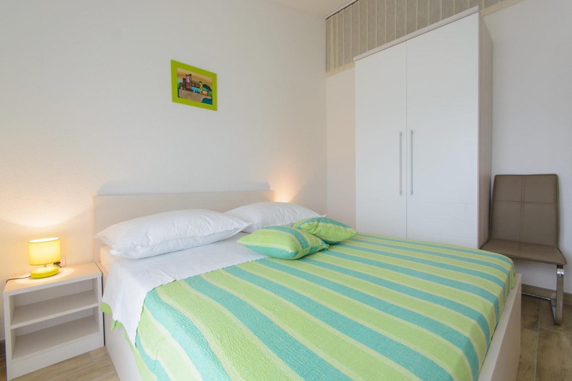 Apartments Brico - Heated Pool Trogir Exteriör bild