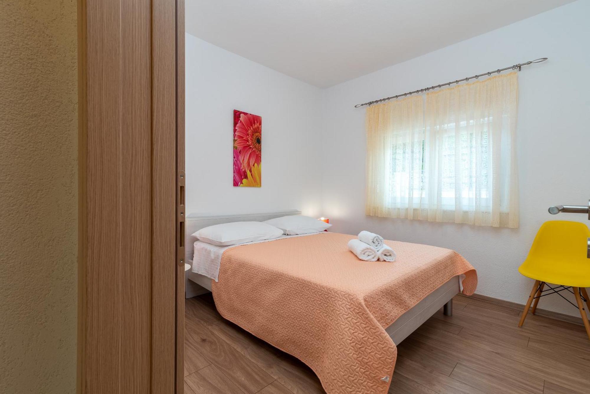 Apartments Brico - Heated Pool Trogir Exteriör bild