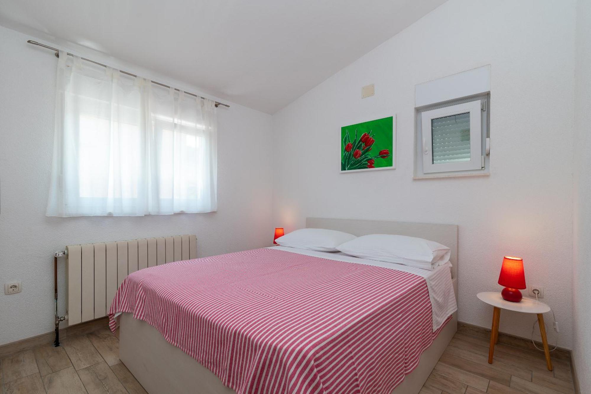 Apartments Brico - Heated Pool Trogir Exteriör bild